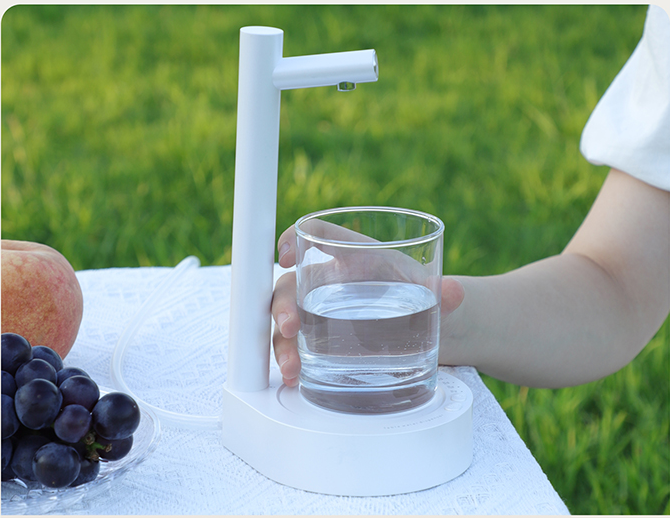 The Convenience of Portable Desktop Electric Water Dispensers: A Smart Choice for Clean and Refreshing Water