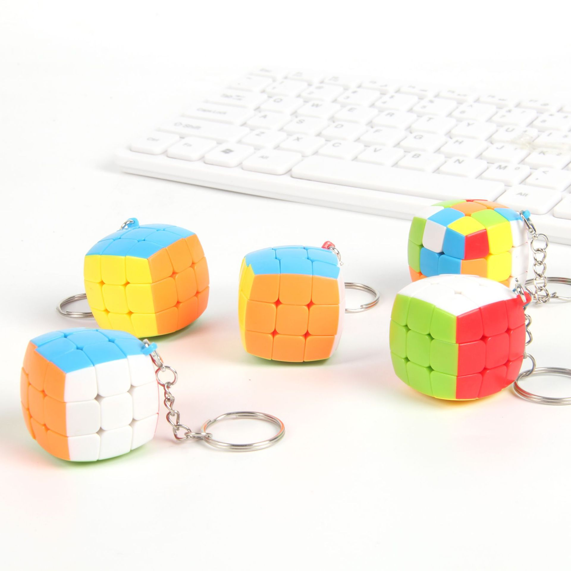 Mini Cube Key Chain Mini Cube 3x3x3 Keychain Magic Cubes Puzzle Mofangge for Beginner Prof ...